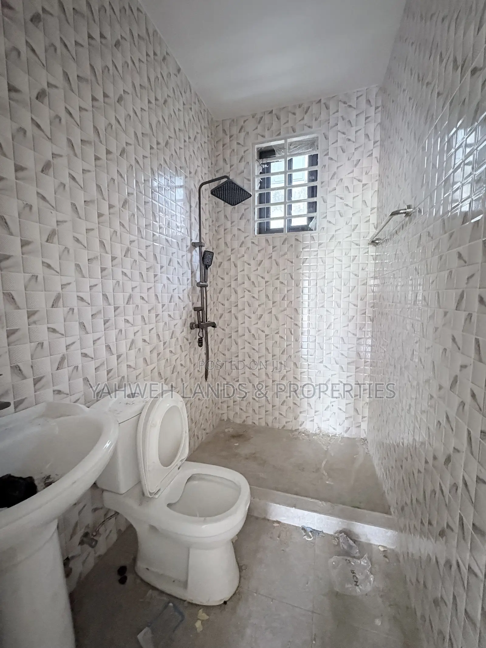 3bdrm Apartment in Addogonor, Spintex for rent