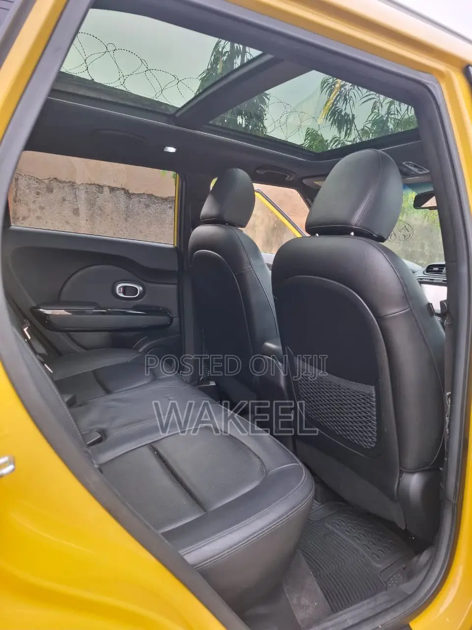 Kia Soul + 4dr Wagon (2.0L 4cyl 6A) 2015 Yellow