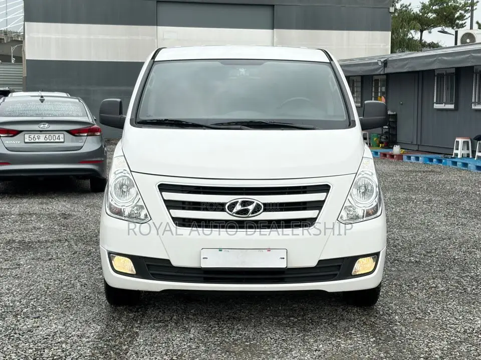 Hyundai Starex 2017 White