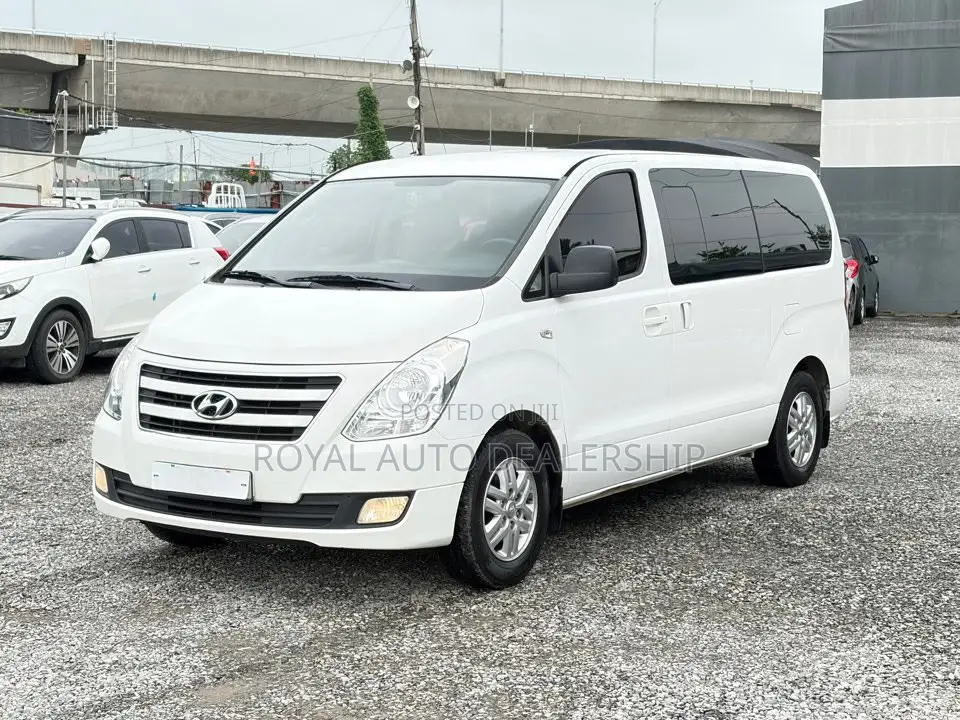 Hyundai Starex 2017 White