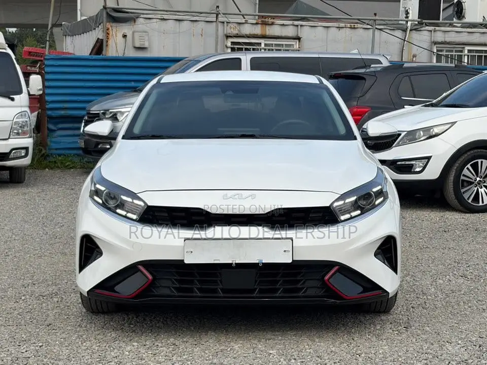 Kia K3 Base 2022 White