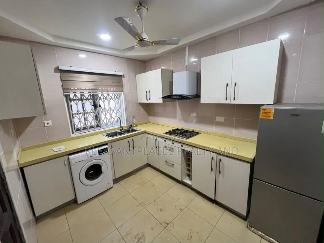 2bdrm Apartment in Pleasantplaces And, East Legon for rent