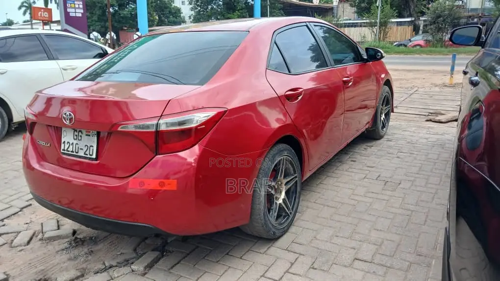 Toyota Corolla S 4dr Sedan (1.8L 4cyl CVT) 2015 Red