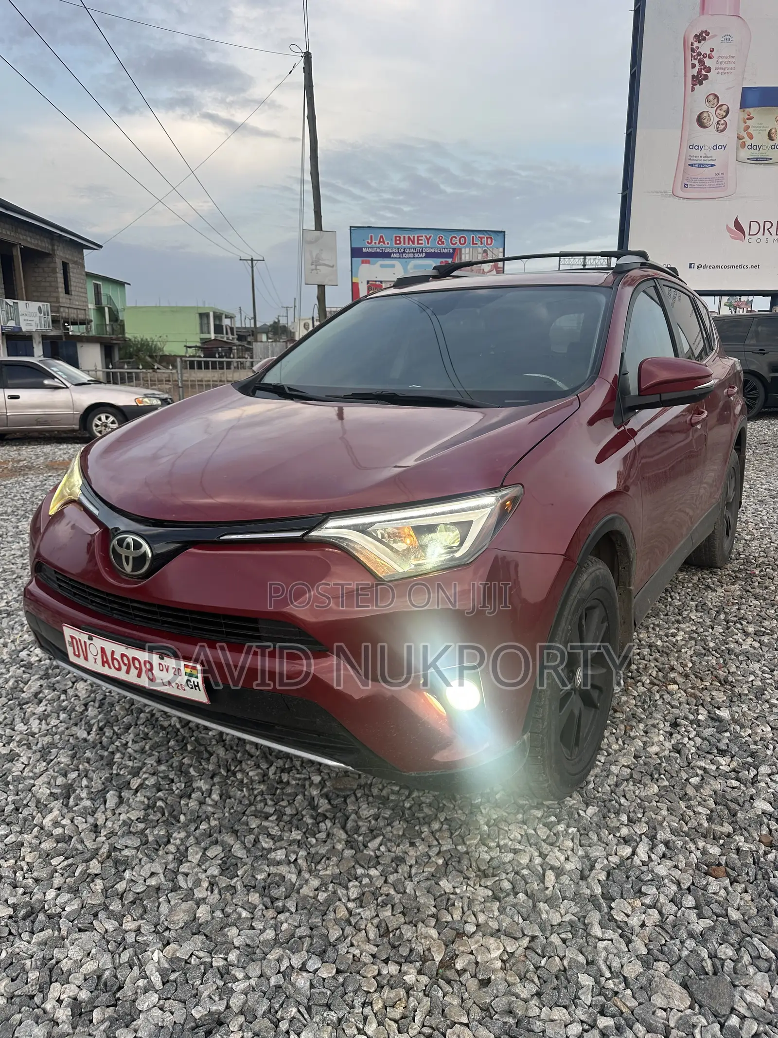 Toyota RAV4 2018 Red