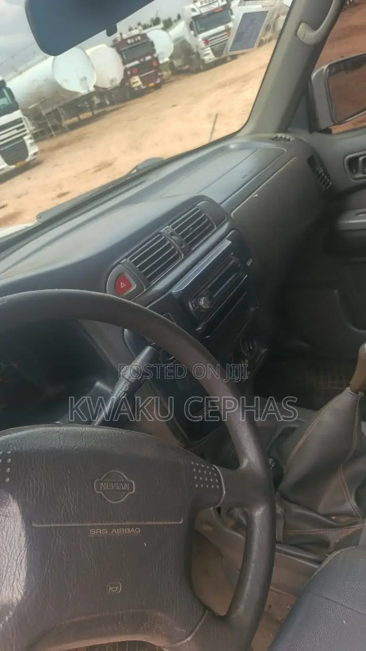 Nissan Patrol 2006 Silver