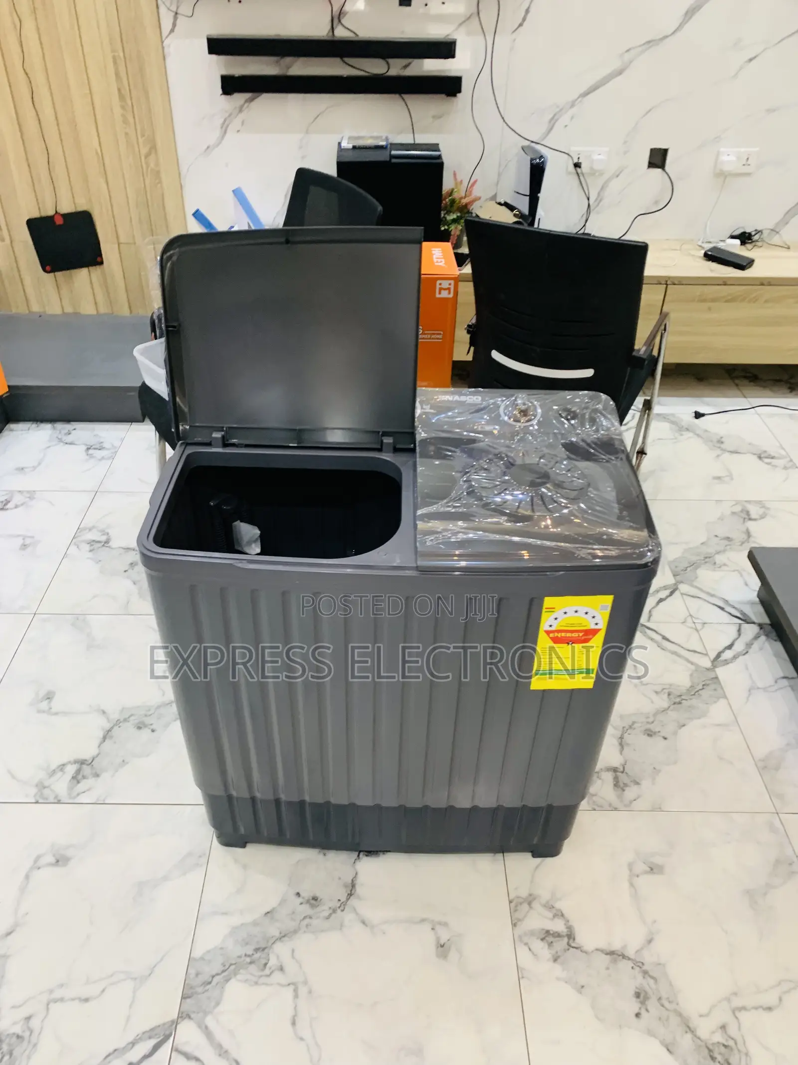 High Quality Nasco 8kg Topload Twintub Black Semi Automatic
