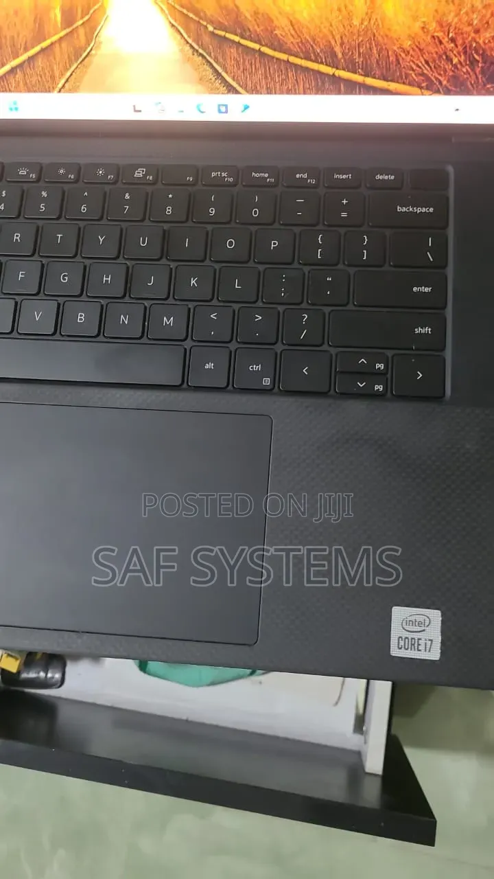 Laptop Dell Precision 5550 16GB Intel Core i7 SSD 512GB