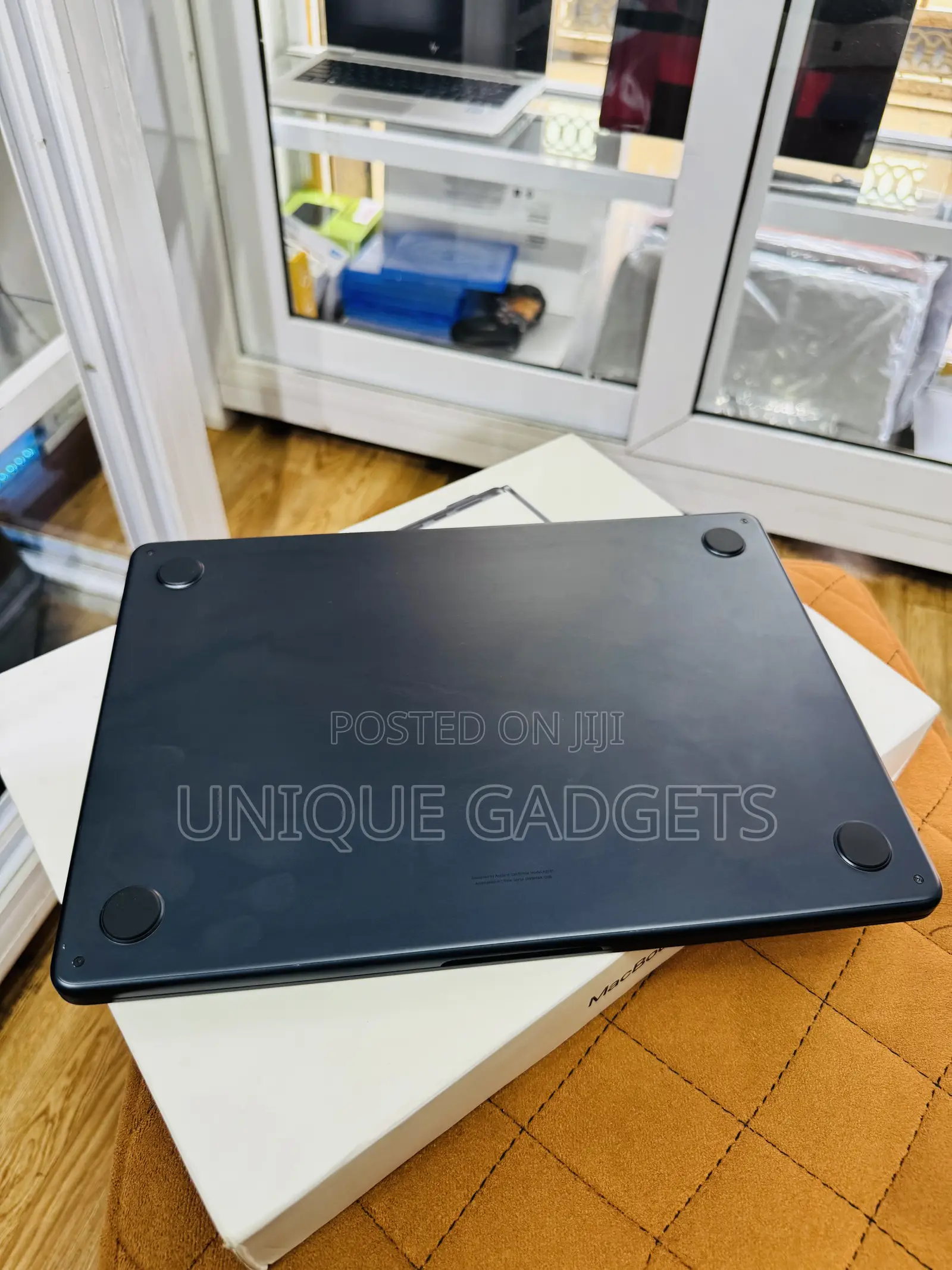 Laptop Apple MacBook Air 2022 M2 8GB Apple M2 SSD 256GB