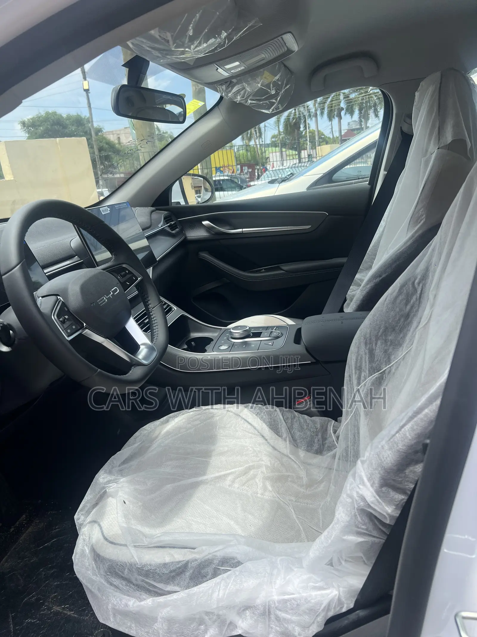 New BYD Destroyer 05 DM-i 1.5 Hybrid FWD 2025 White