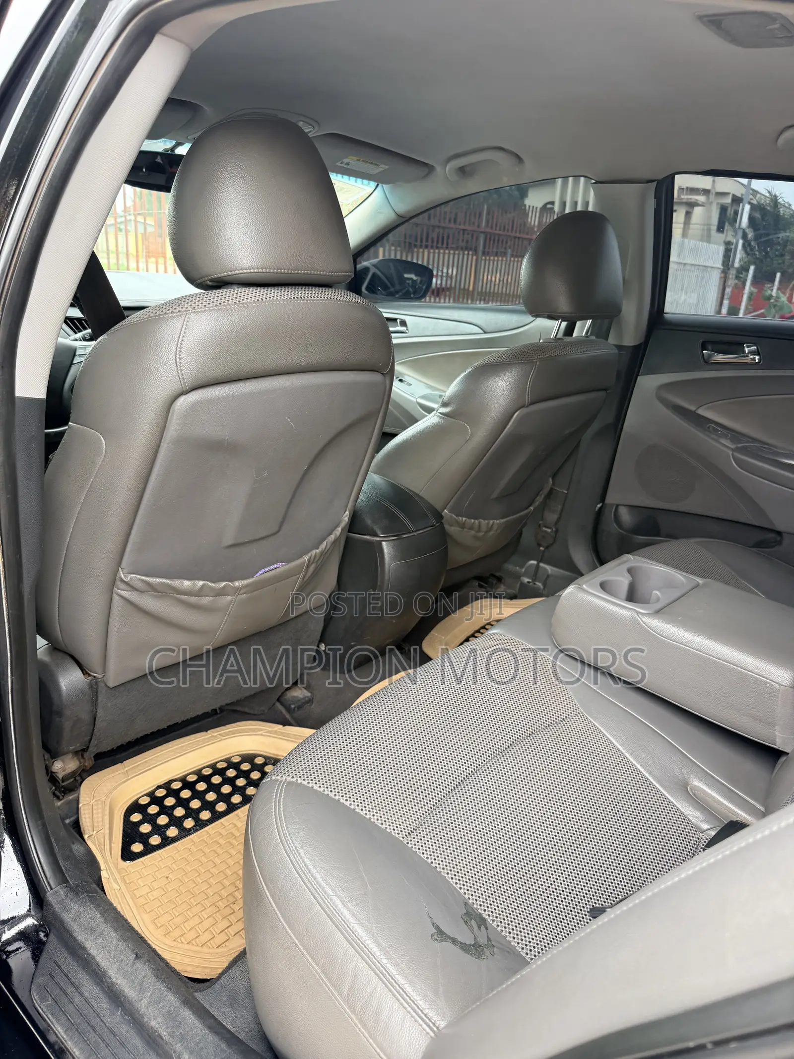 Hyundai Sonata 2010 Black