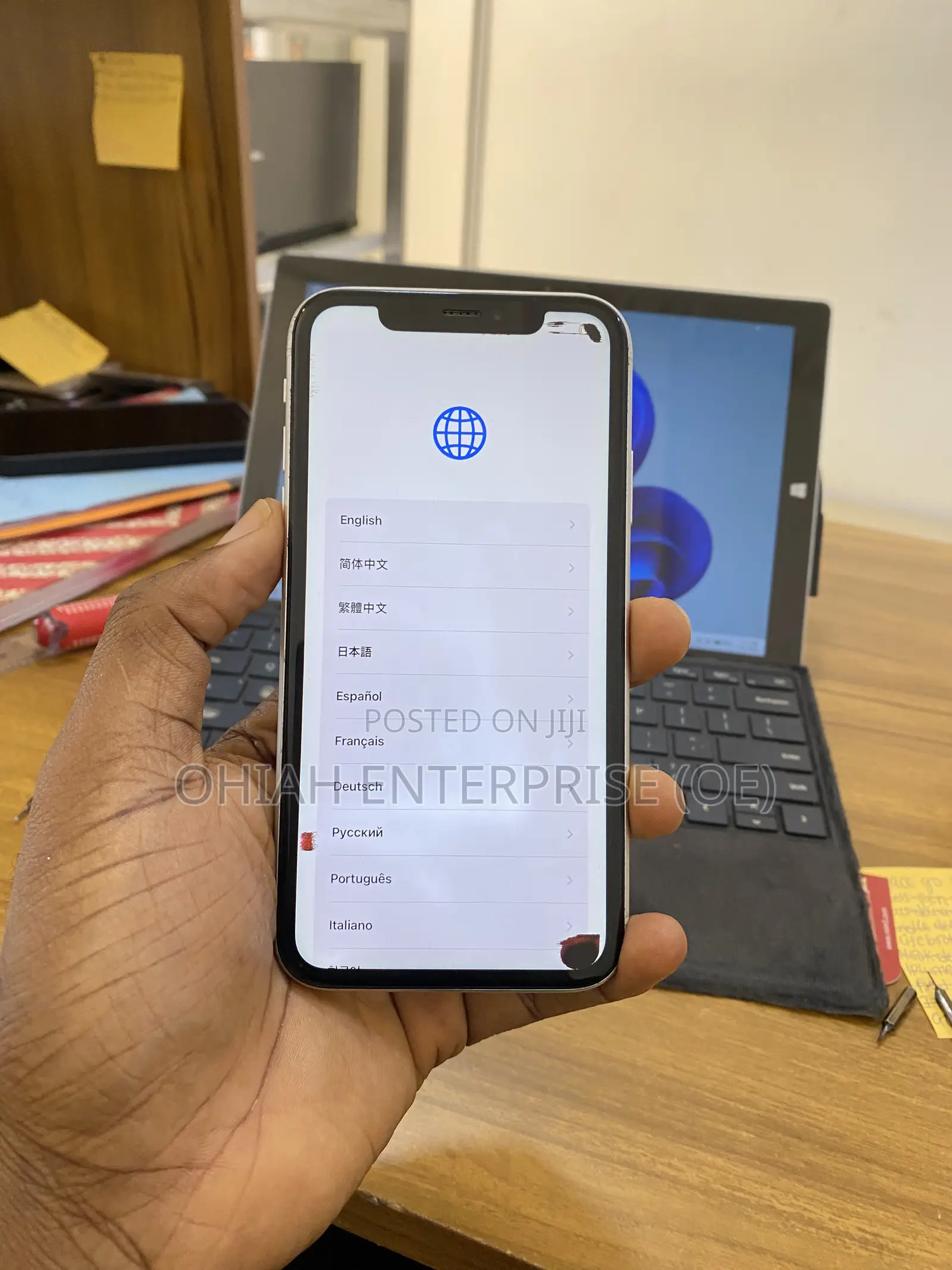 Apple iPhone XR 64 GB White