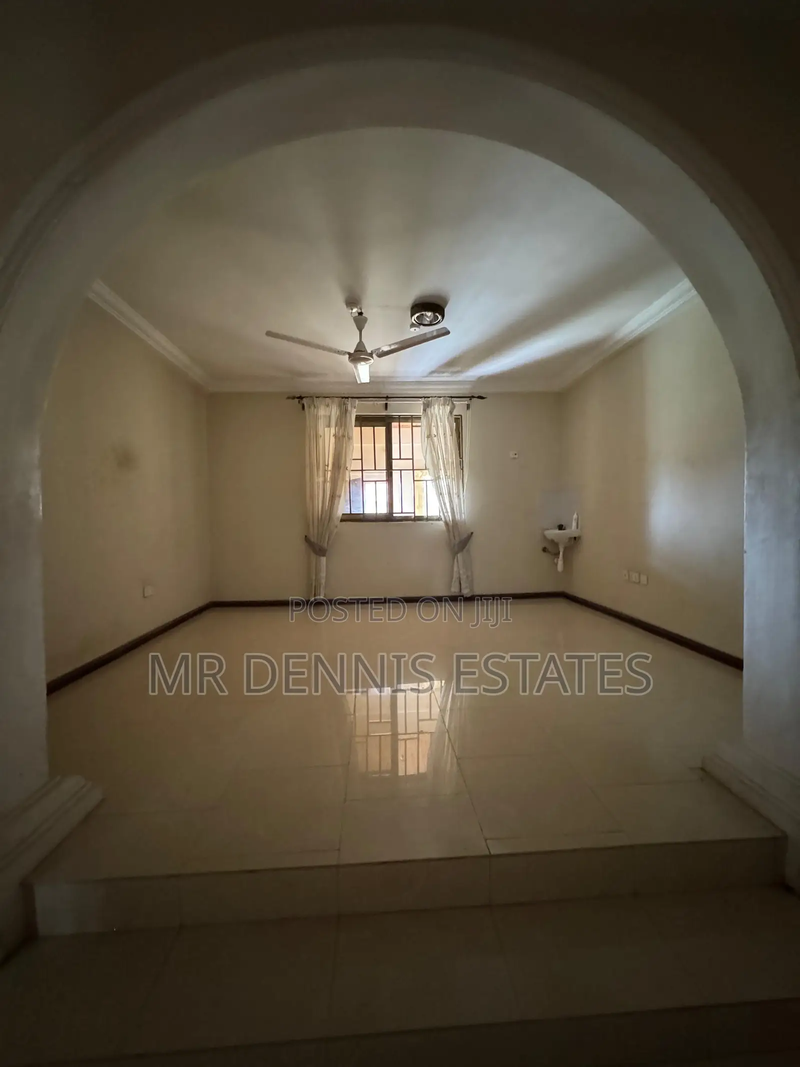 4bdrm Duplex in Tuba Kokrobite Road, Weija for sale