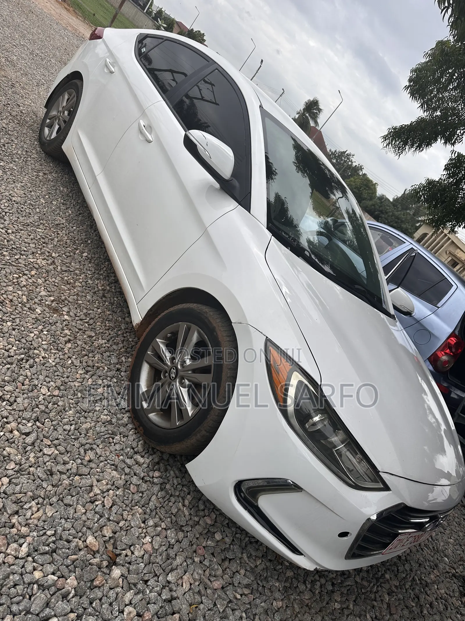 Hyundai Elantra Limited Sedan FWD (2.0L 4cyl 6A) 2017 White