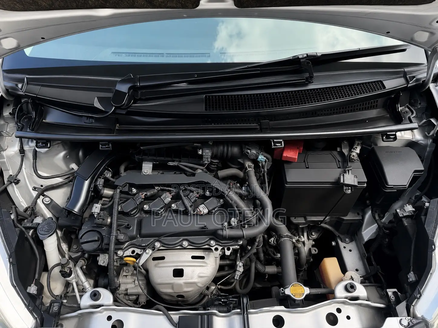 Toyota Vitz 1.3 FWD 5dr 2014 Silver