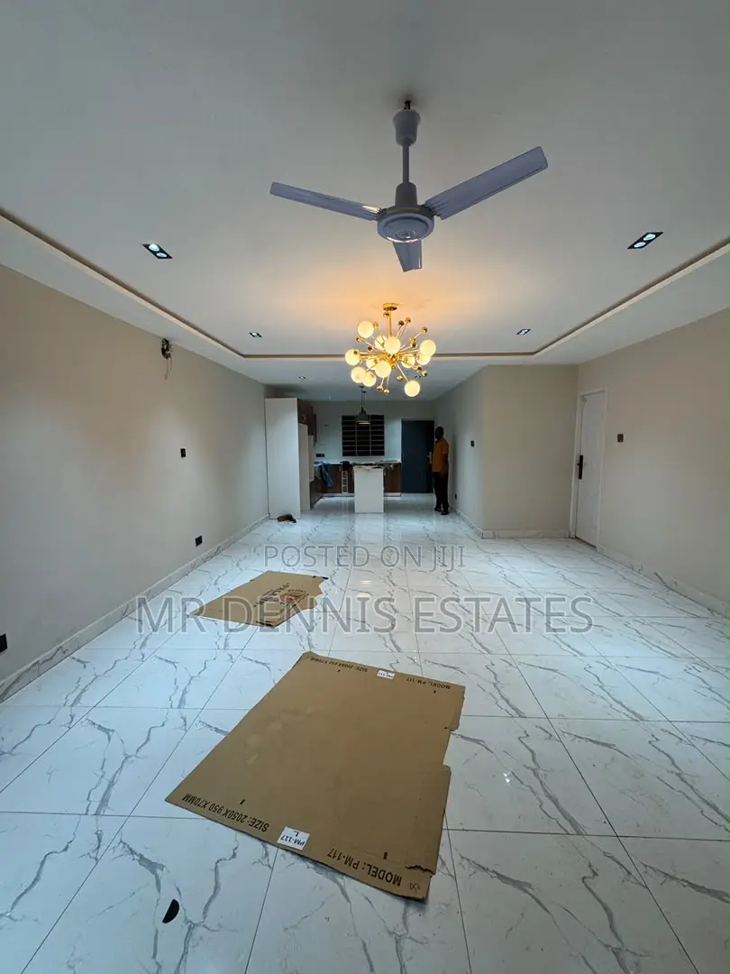 3bdrm House in Tuba Krokrobite Road, Weija for sale