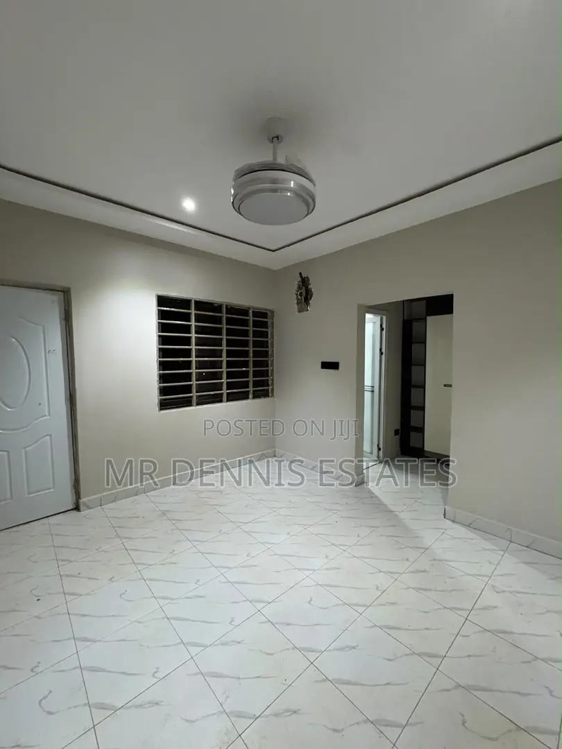 3bdrm House in Tuba Krokrobite Road, Weija for sale