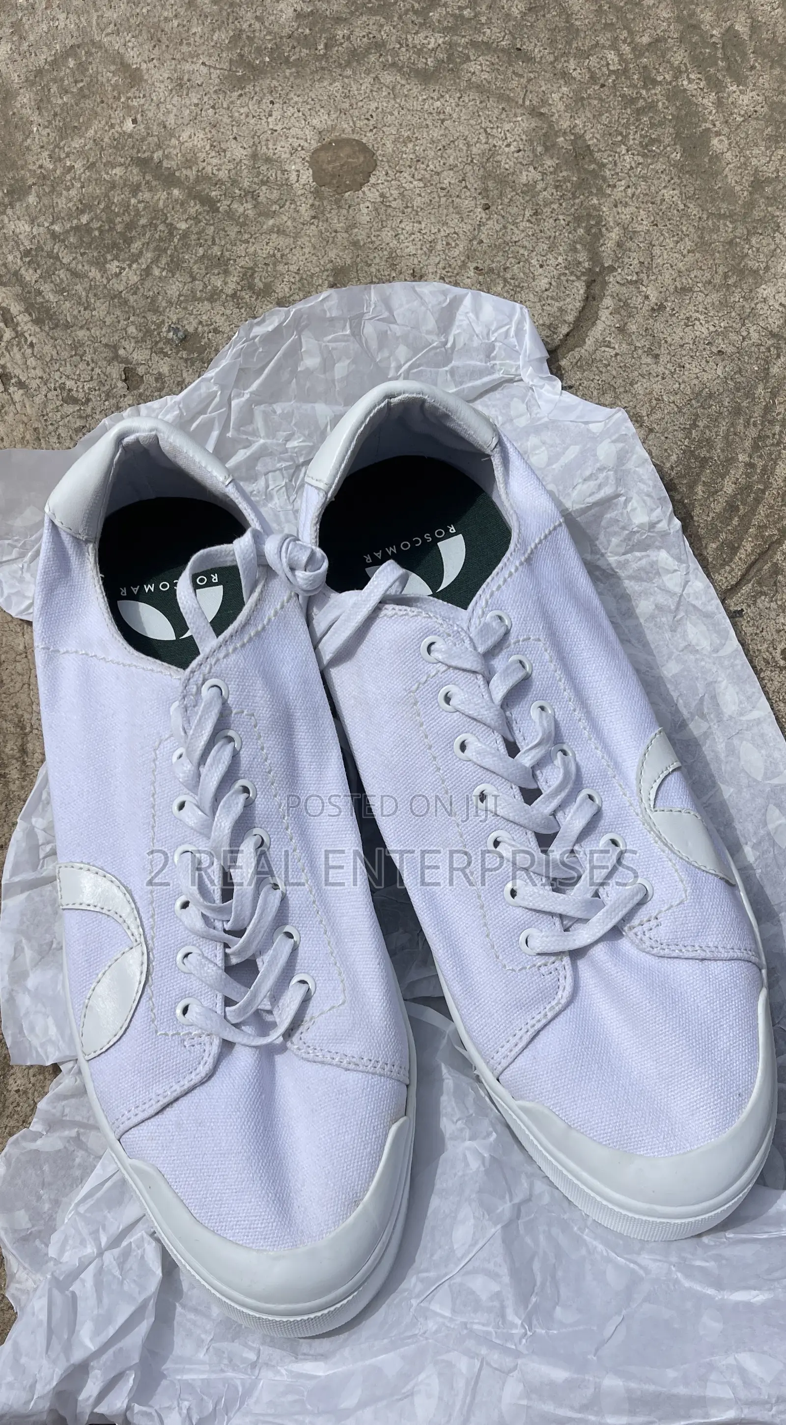 Walking Shoes Size 45