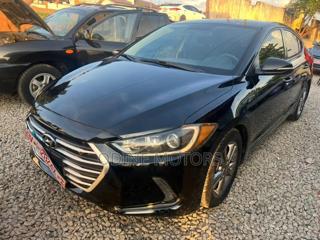 Hyundai Elantra 2018 Black