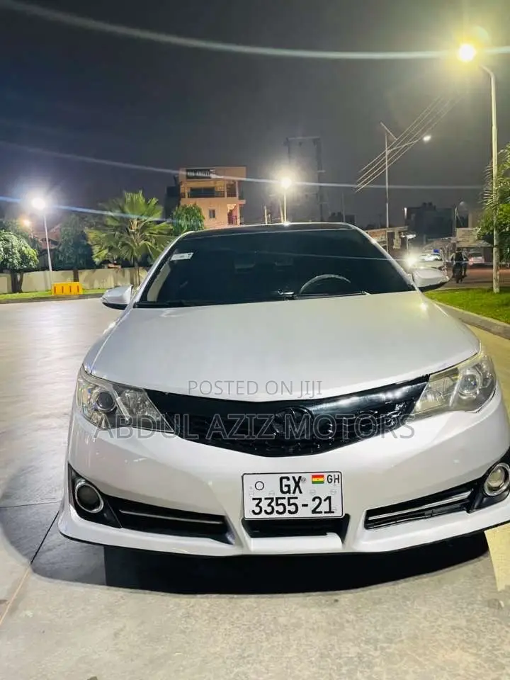 Toyota Camry 2014 White