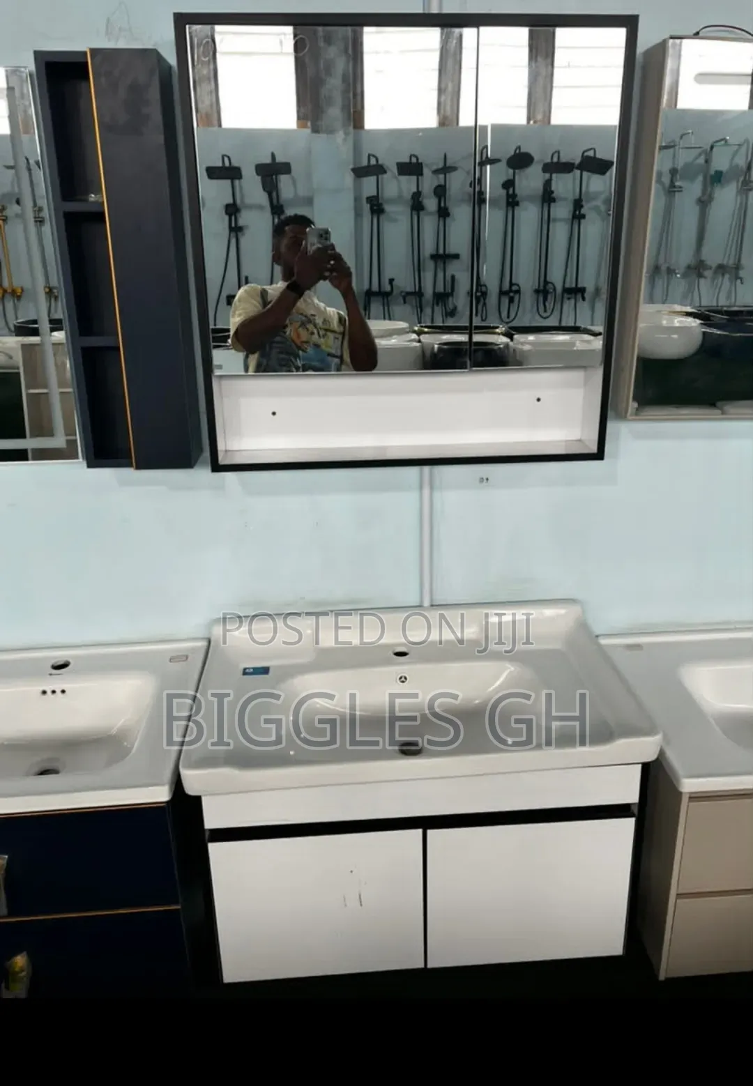 Cabinet Basin With Mirror- 80cm