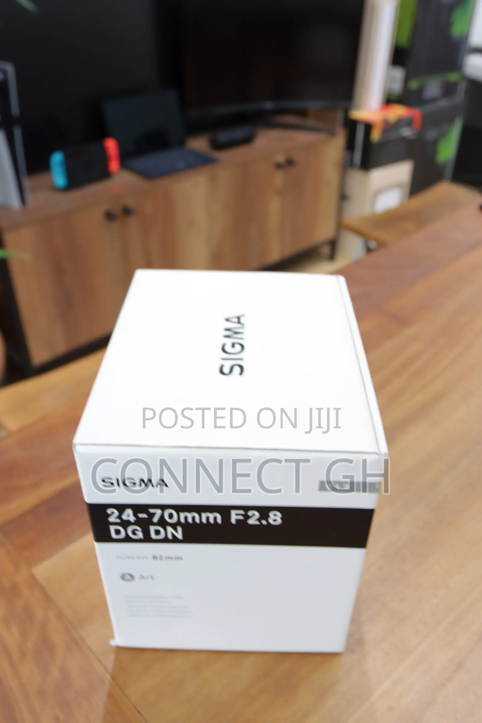 Sigma 24-70mm F/2.8 DG DN II Art Lens