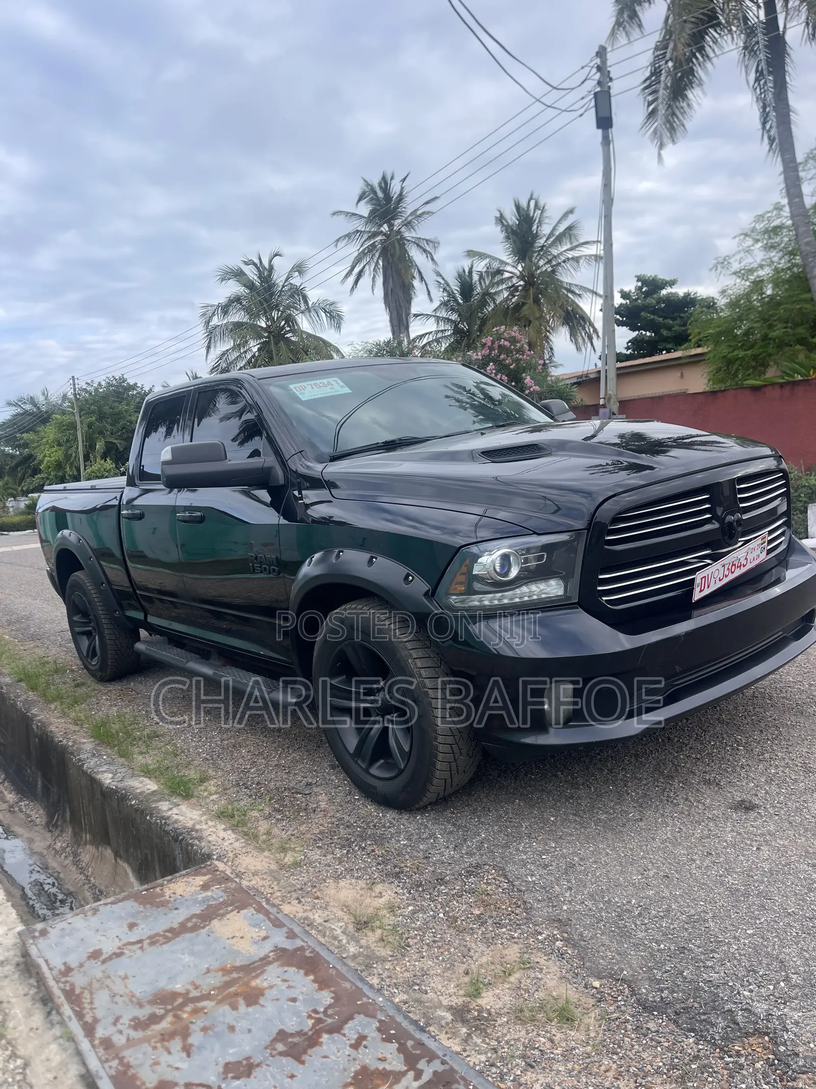 Dodge RAM 1500 5.7 Petrol AWD 2016 Black