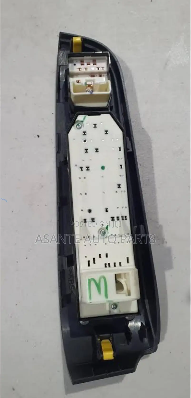 Toyota Camry Spider 2014 Power Window Switch