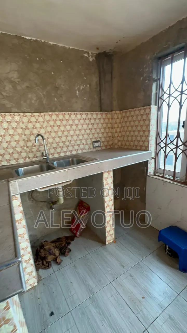 2bdrm Apartment in Alex Otuo Properties, Ejisu-Juaben Municipal