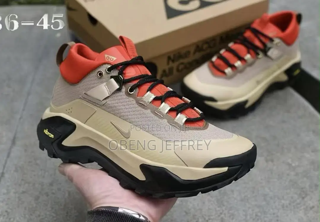 Original Nike ACG Zegama Trail Brown