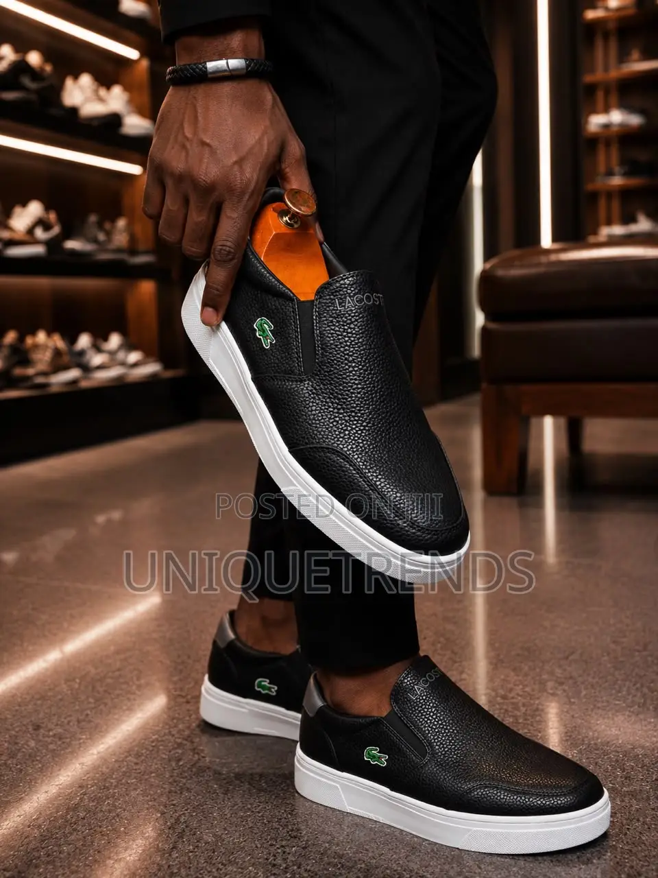 Quality LACOSTE Tatalya Leather Slip-on Sneakers (Black and White)