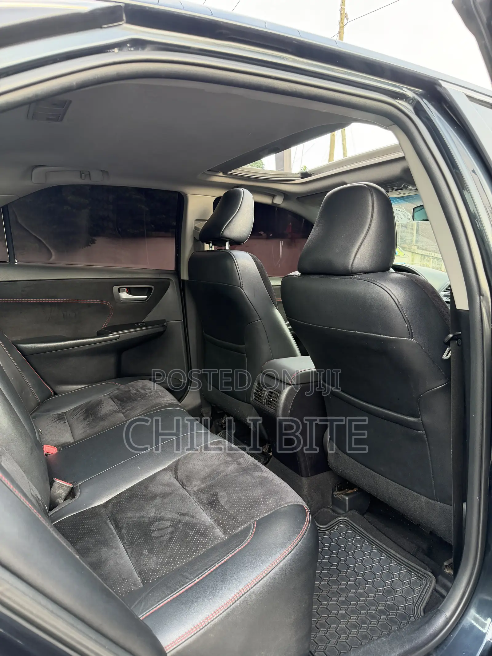 Toyota Camry XSE 4dr Sedan (2.5l 4cyl 6A) 2016 Gray