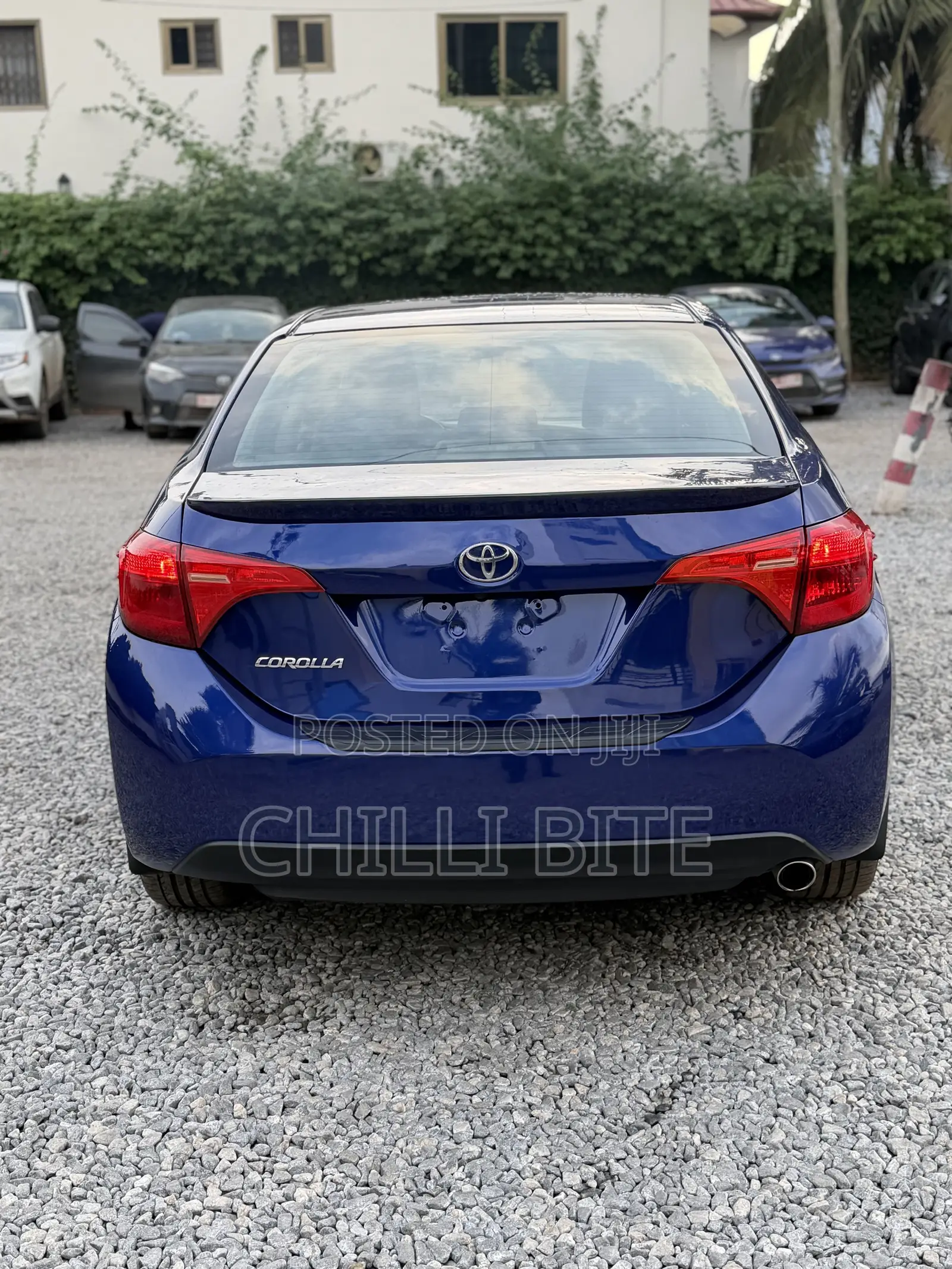 Toyota Corolla SE 4dr Sedan (1.8L 4cyl CVT) 2017 Blue