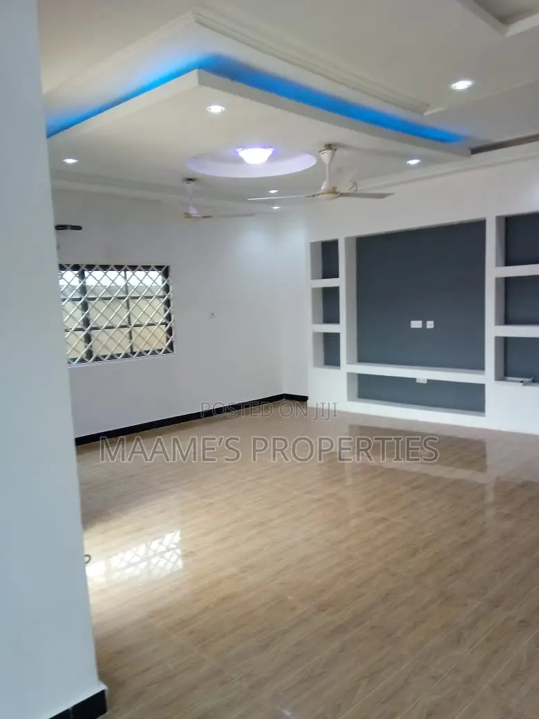 3bdrm House in Amrahia for sale