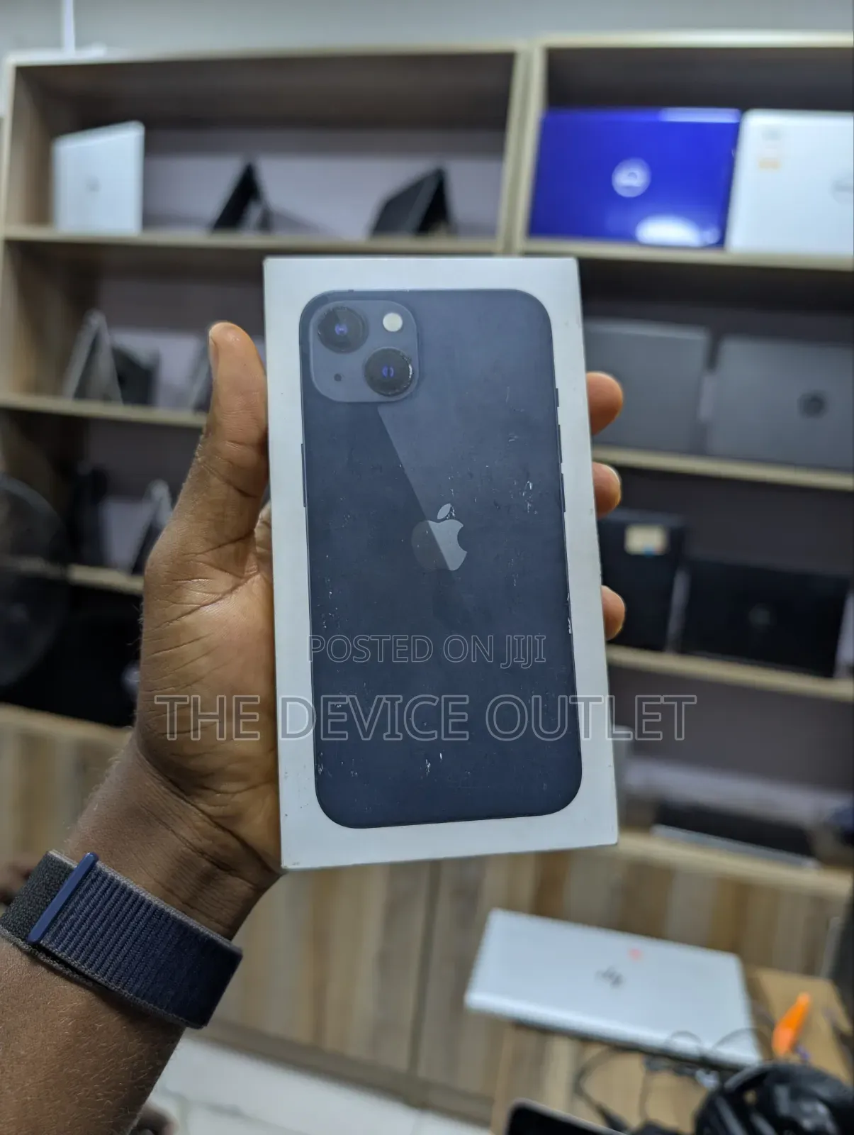 New Apple iPhone 13 128 GB Blue