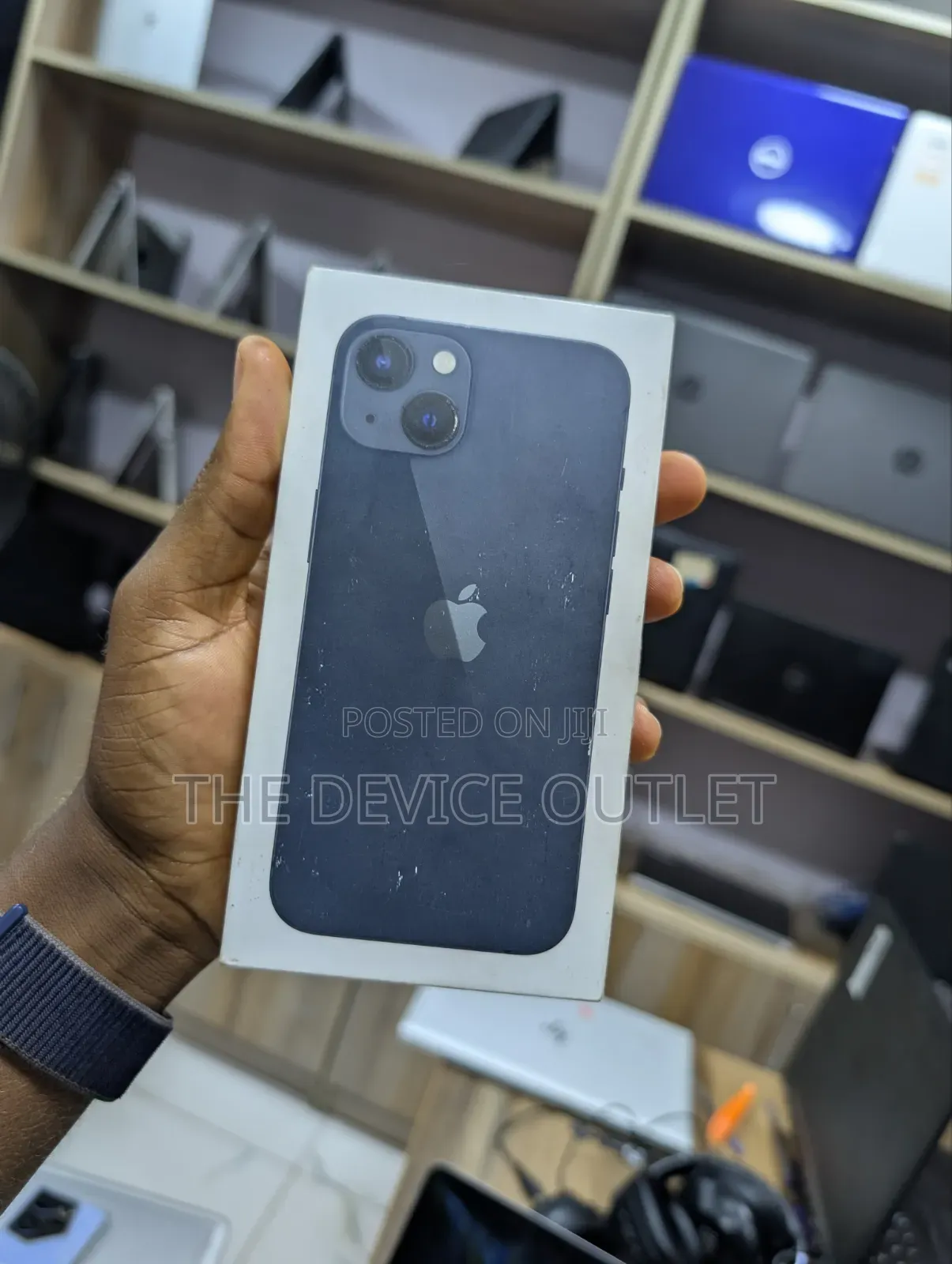 New Apple iPhone 13 128 GB Blue