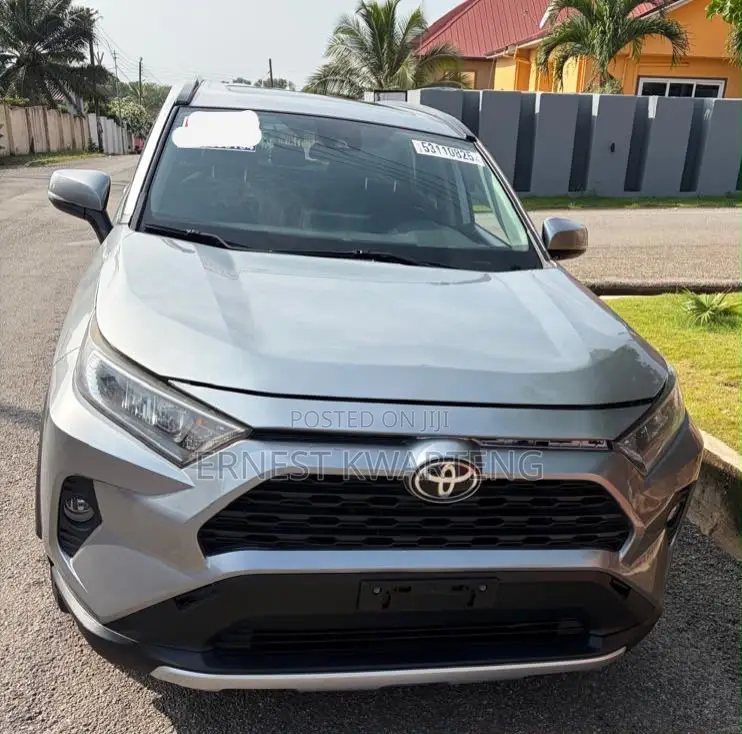 Toyota RAV4 2019 Gray