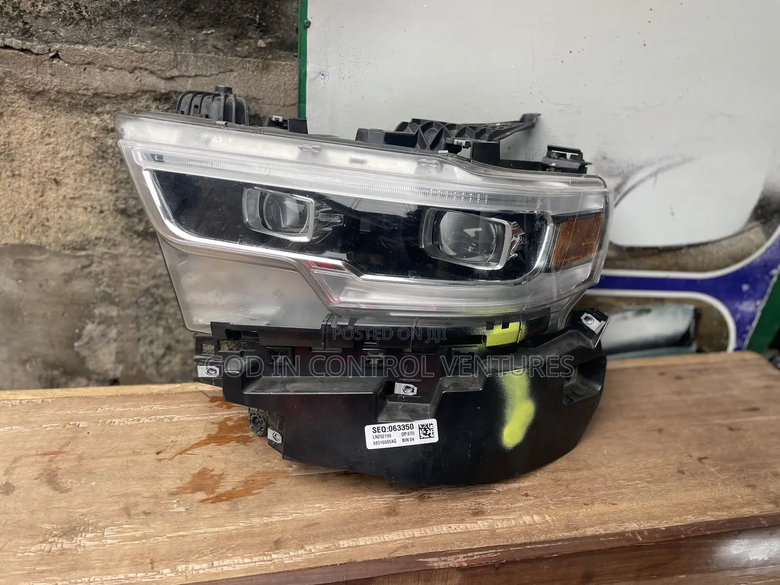 Dodge Ram 1500 2022 Headlight LED