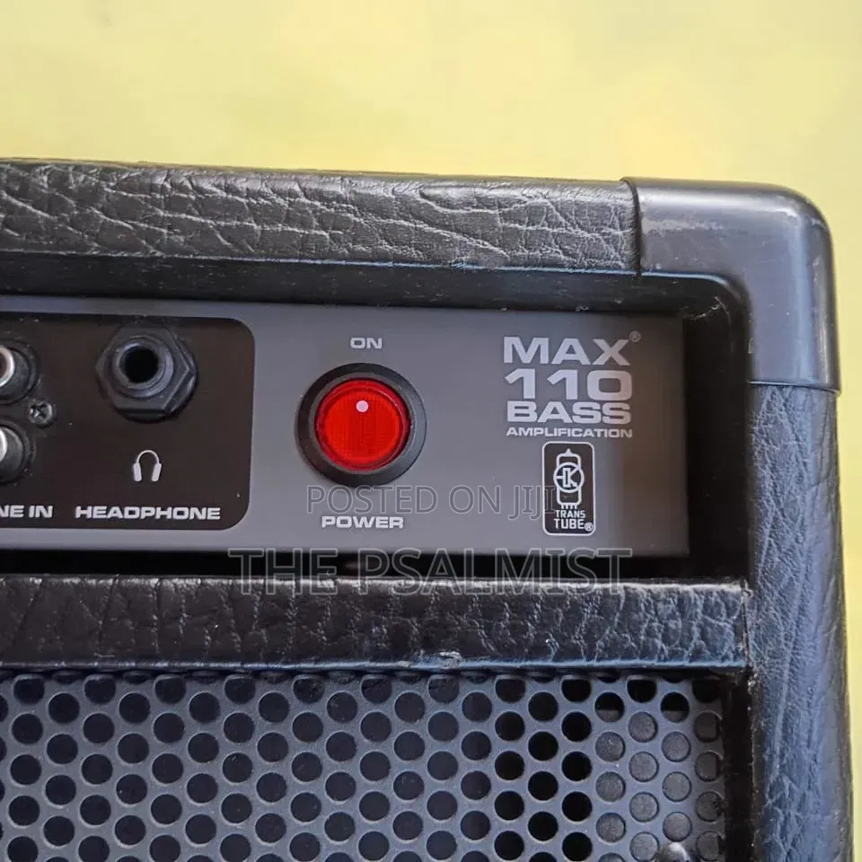 Peavey Max 110 Bass Guitar Combo