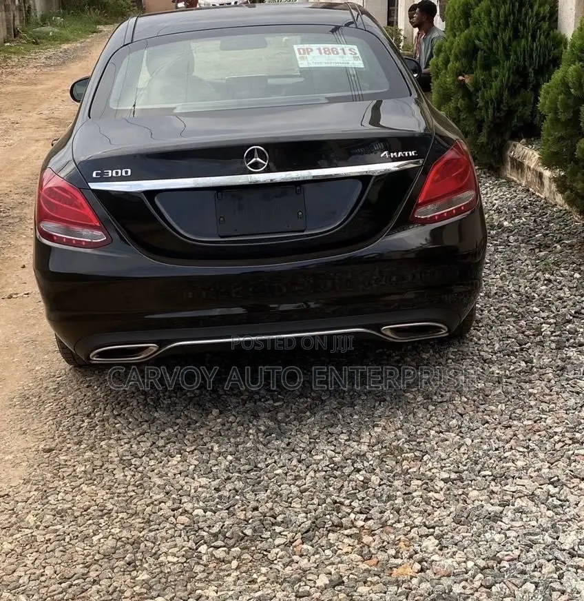 Mercedes-Benz C300 Base 4Matic Sedan AWD (2.0L 4cyl 7A) 2016 Black