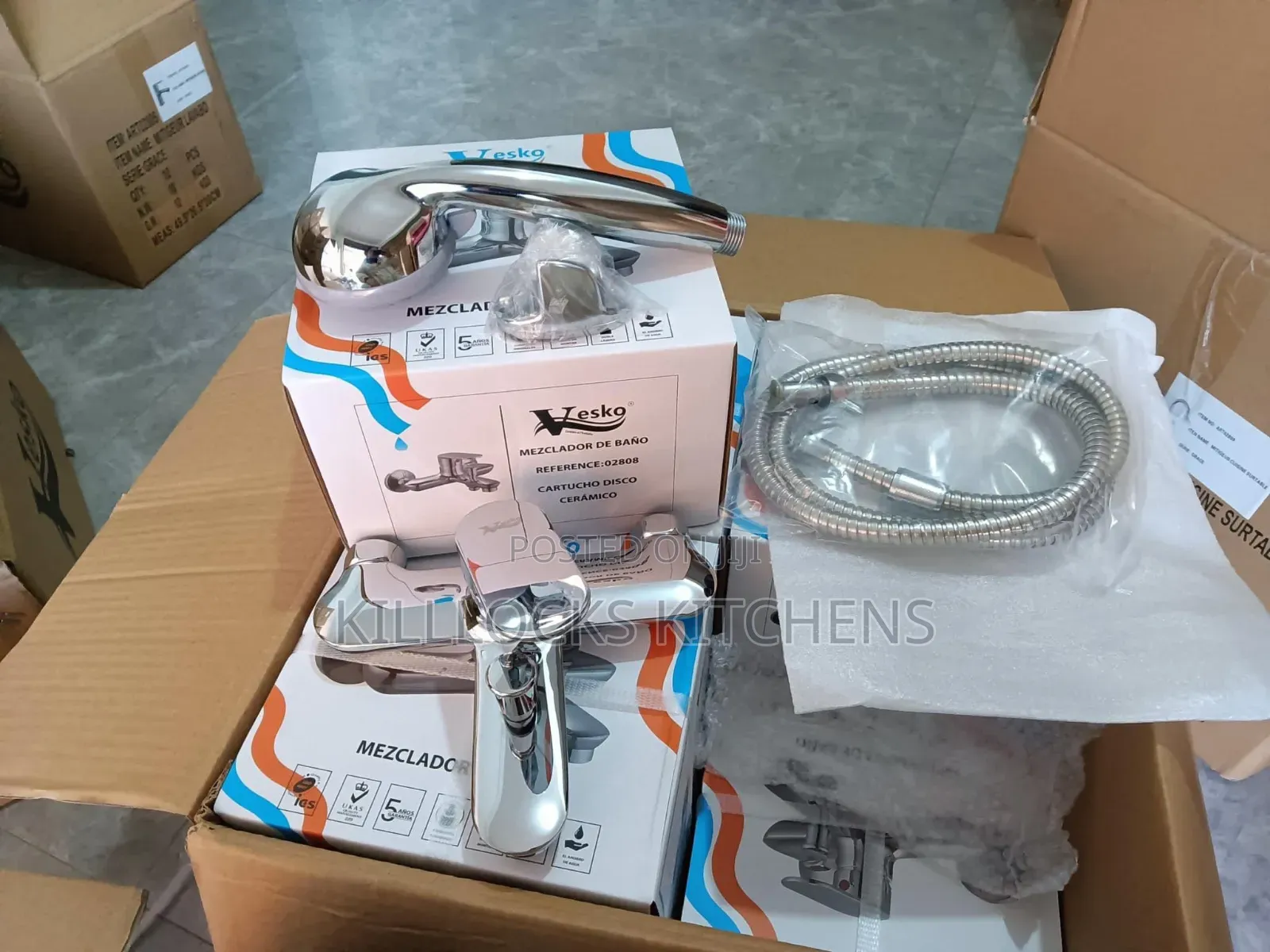 Hand Shower / Telephone Mixer