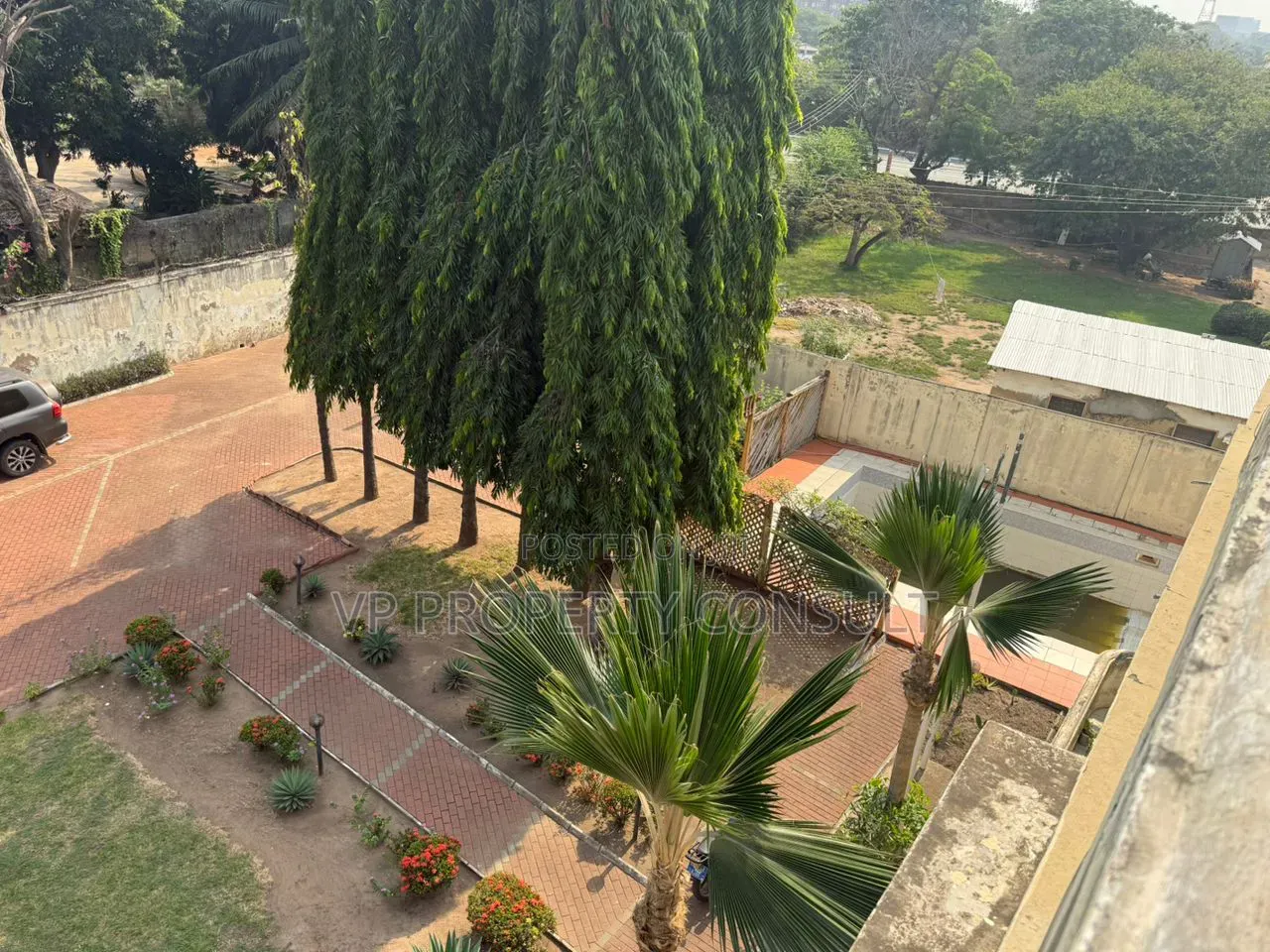 6BEDROOMS Office Space for Sale at North Ridge