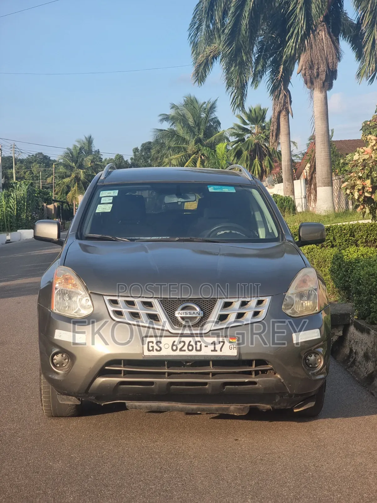 Nissan Rogue SV 2011 Brown