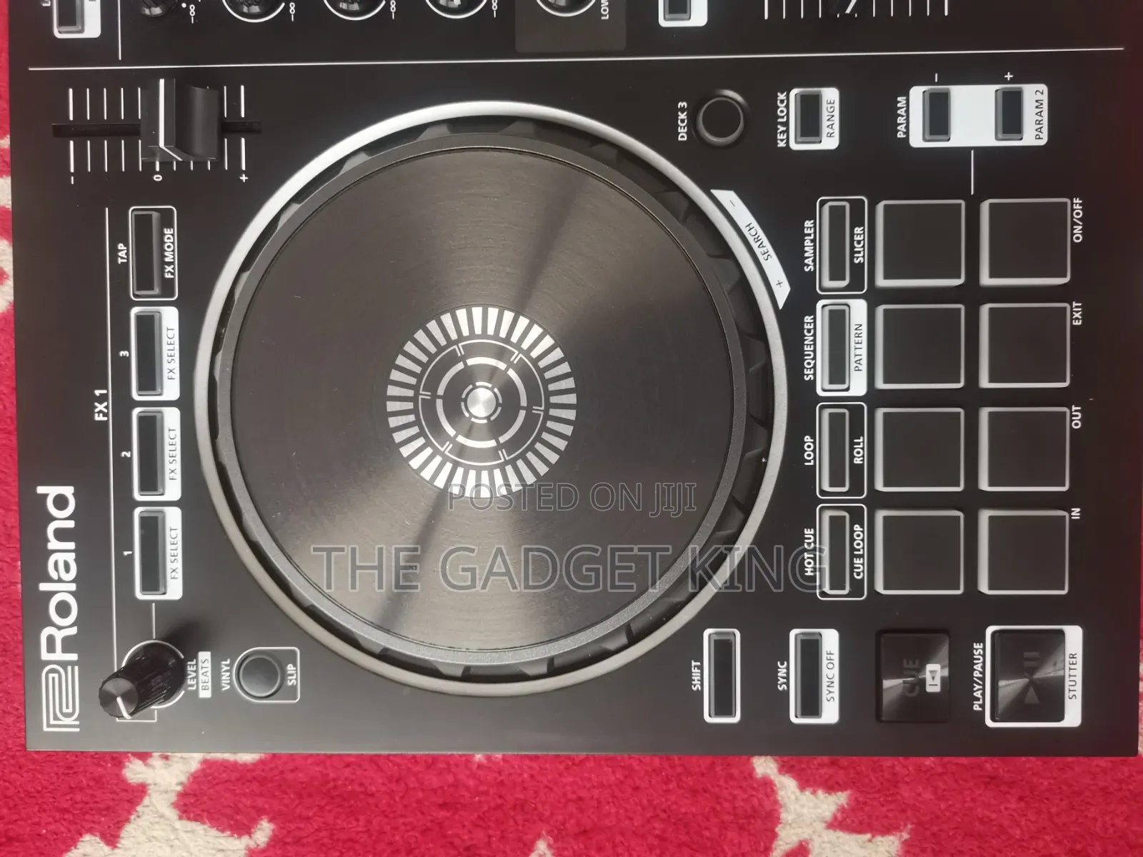 Roland DJ 202 Controller