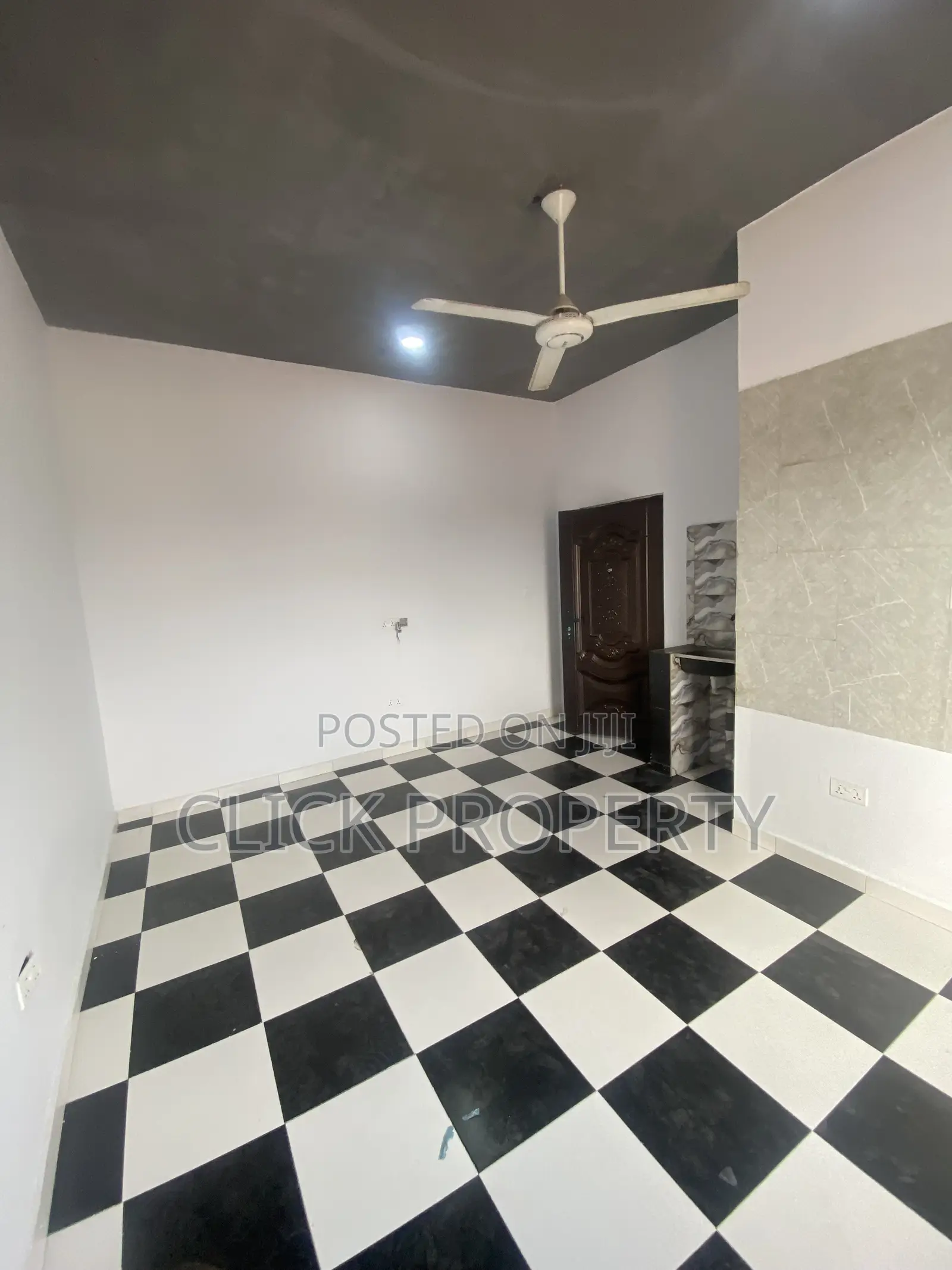1bdrm Apartment in Click Agent Estate, American House for rent