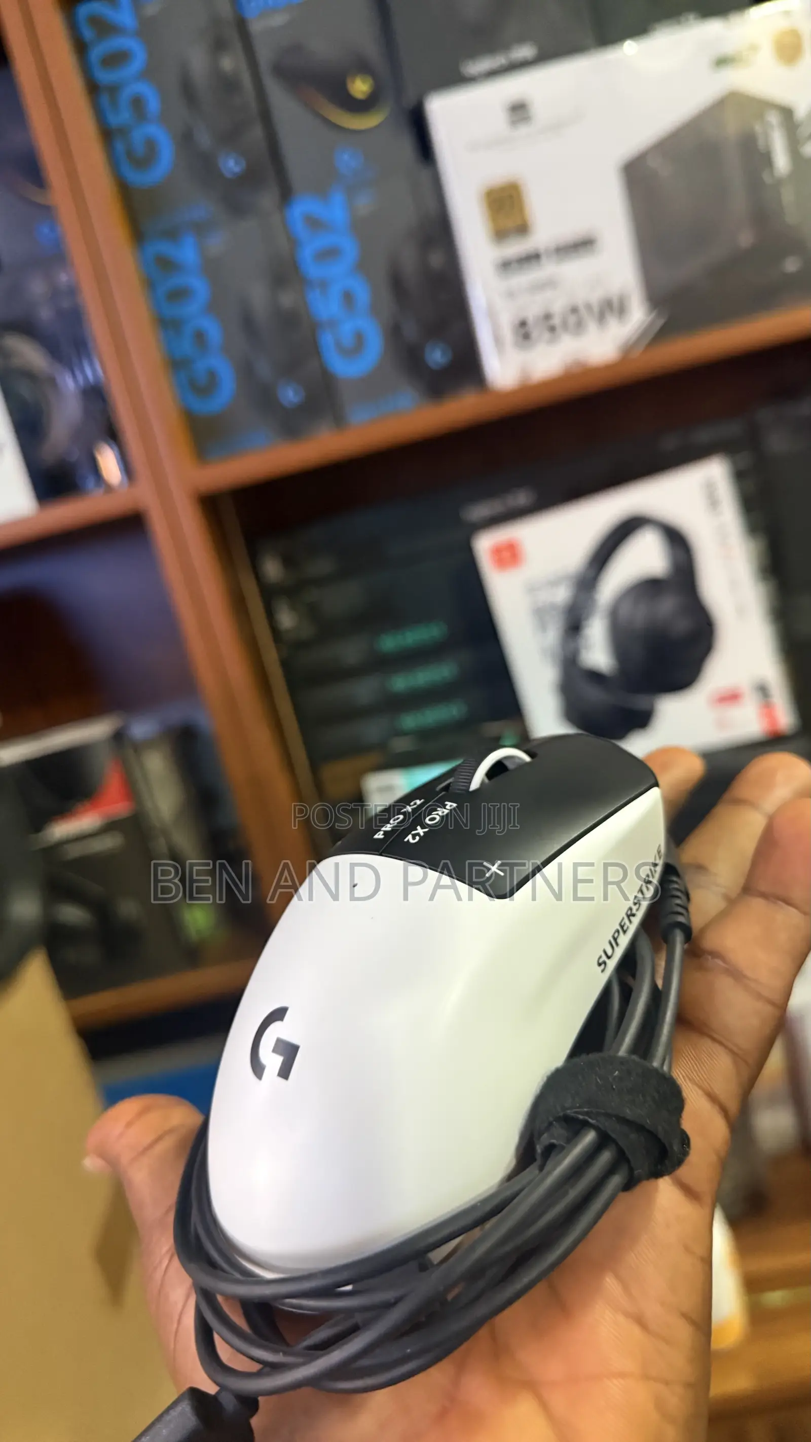 Logitech PRO X2 SUPERSTRIKE Wireless Gaming Mouse