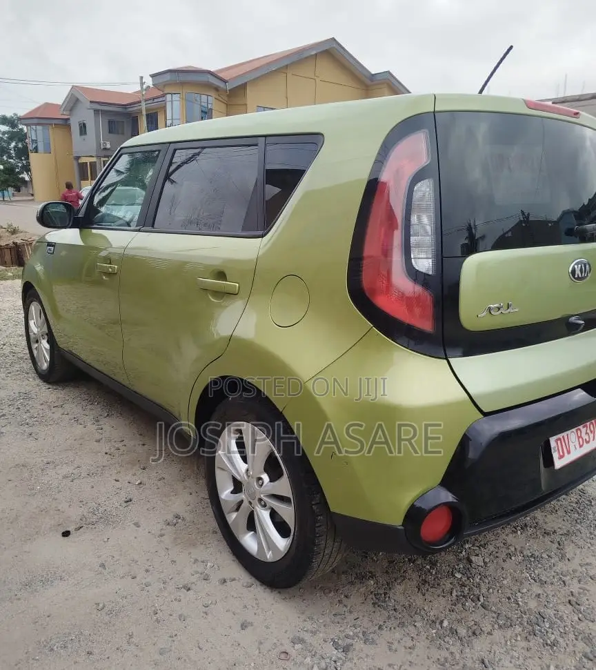 Kia Soul Base Hatchback 2016
