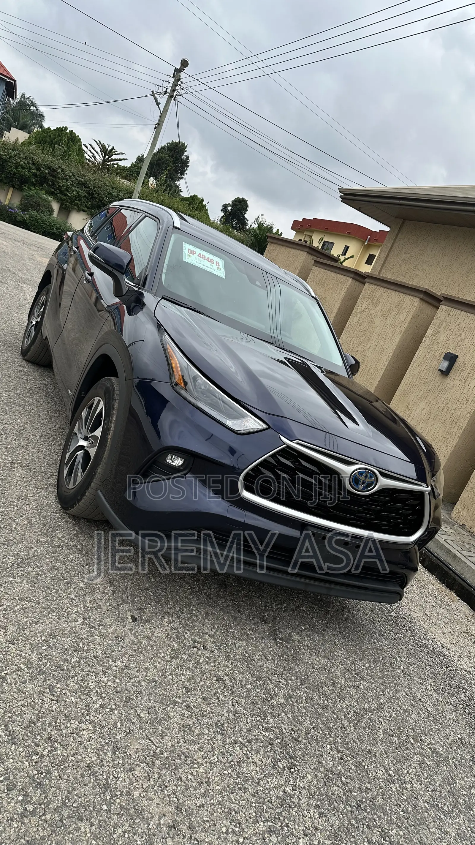 Toyota Highlander XLE 2022 Blue