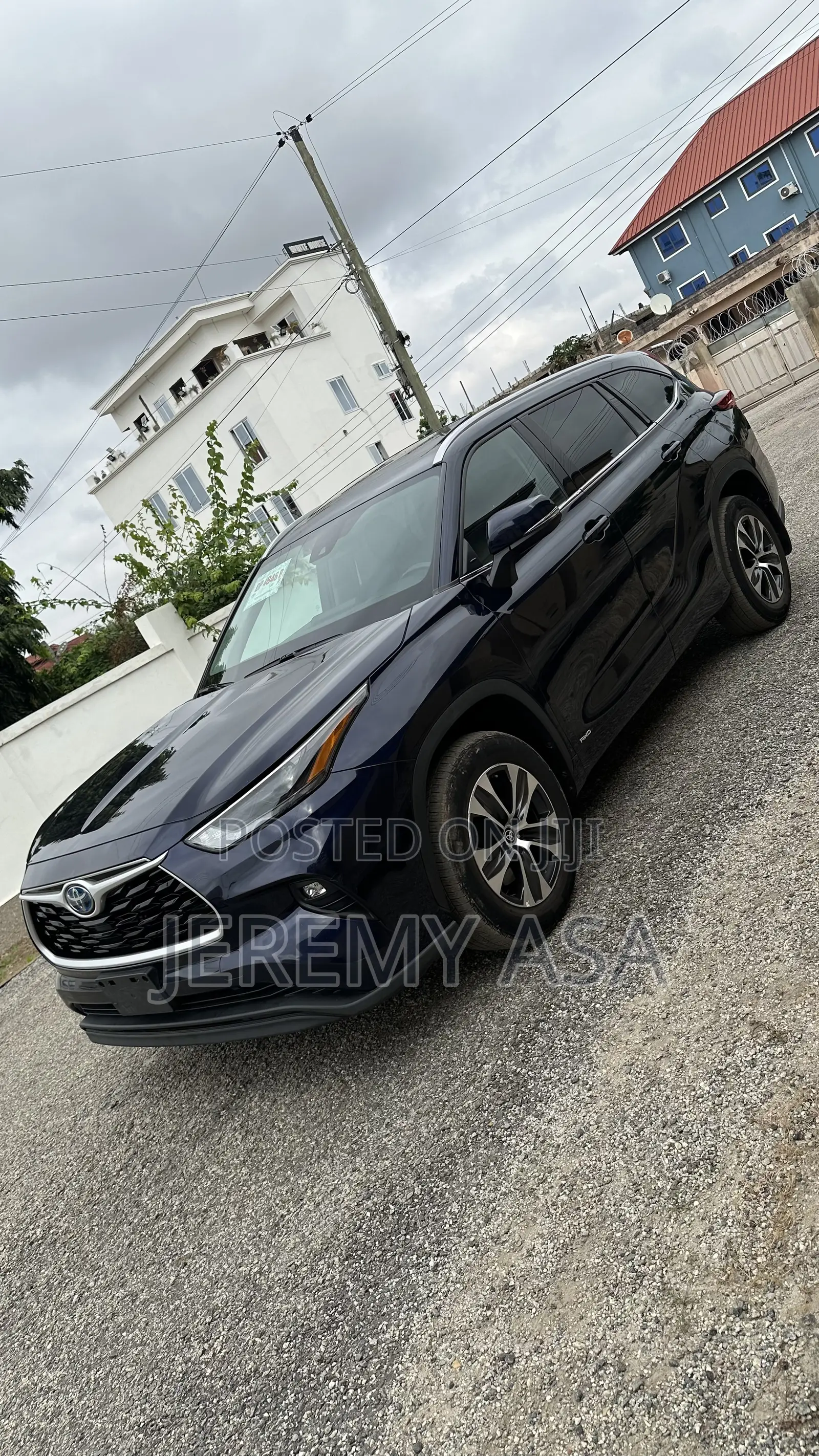 Toyota Highlander XLE 2022 Blue