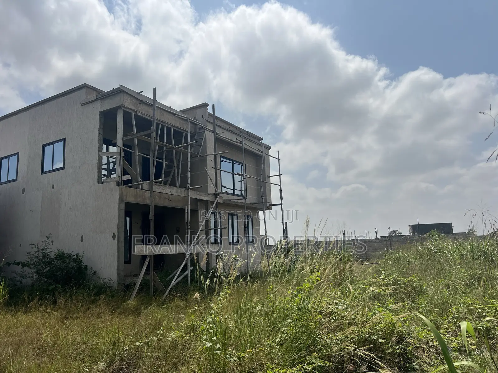 6bdrm House in Franko Properties, School Junction for sale