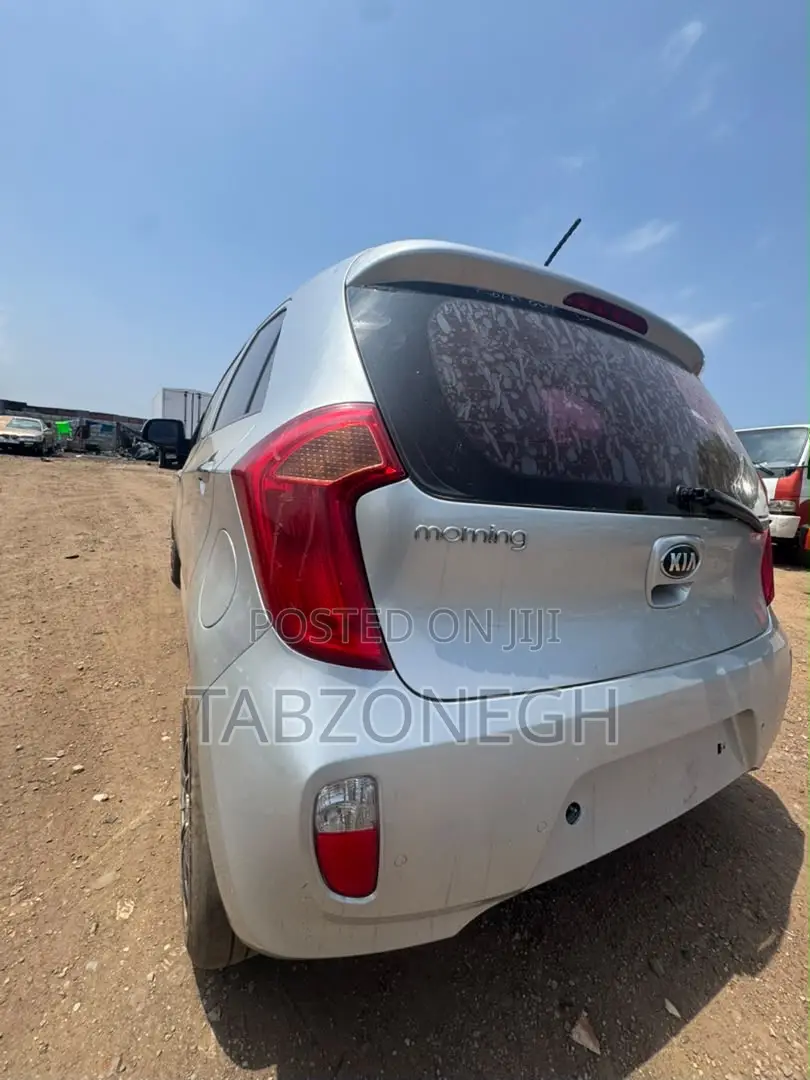 Kia Morning 2014 Silver